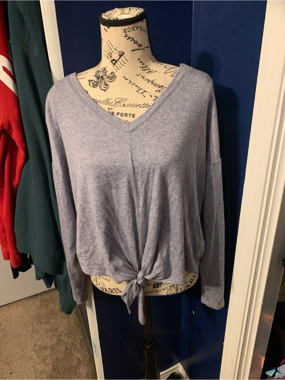 Forever 21 Light Purple V-Neck Tie-Front Long Sleeve Top